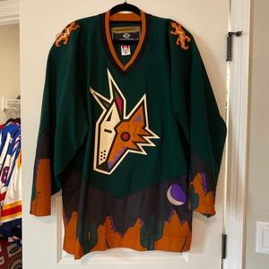 Authentic Phoenix Coyotes Jersey with Fight Strap